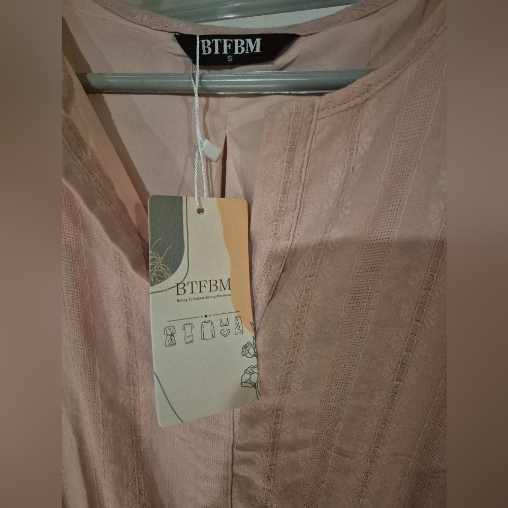 Bohemien Long Sleeve Pink Maxi Dress - Picture 8 of 11